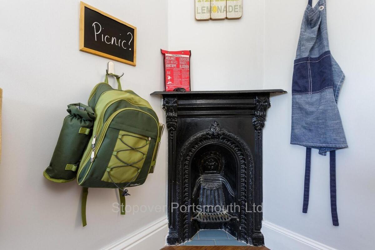 Stopover At Orchard Apartment Light And Cosy Portsmouth Eksteriør billede