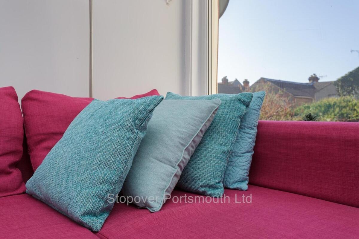 Stopover At Orchard Apartment Light And Cosy Portsmouth Eksteriør billede